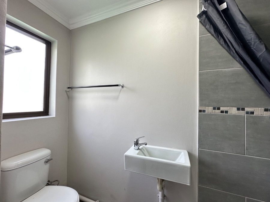 3 Bedroom Property for Sale in Twee Kuilen Western Cape